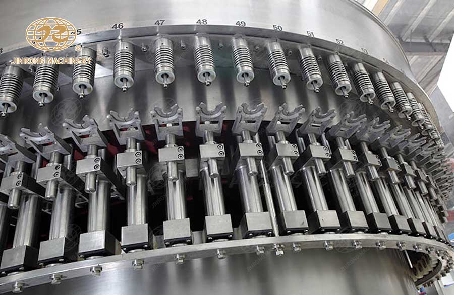 瓶裝礦泉水午夜爱精品免费视频一区二区機