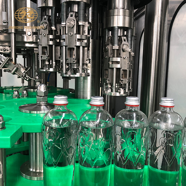 玻璃瓶含氣飲料午夜爱精品免费视频一区二区機